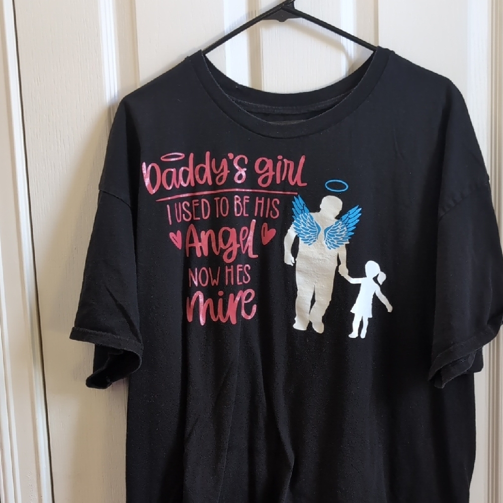 Black Daddy's Girl Angel Graphic Tee